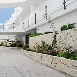 Lägenhet Modern Sea View